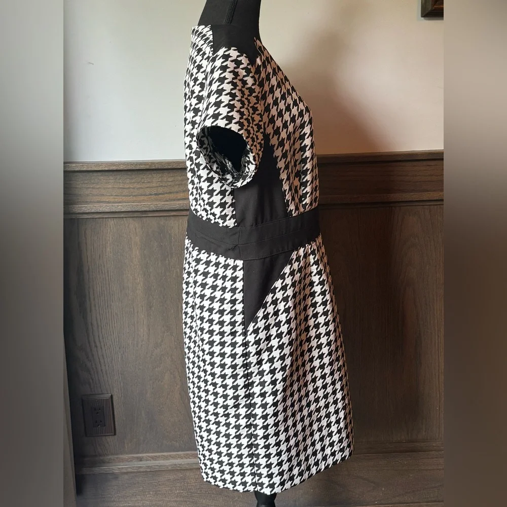 Shelby & Palmer Black and White Houndstooth Mini Dress - Picture 4 of 7